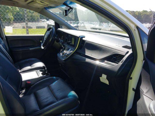 2015 TOYOTA SIENNA 5TDXK3DC0FS657546 Photo 4