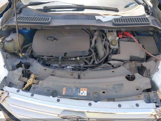 1FMCU0GD4HUA39250 Ford ESCAPE SE