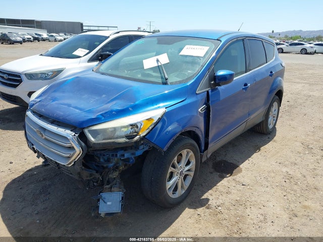 1FMCU0GD4HUA39250 Ford ESCAPE SE