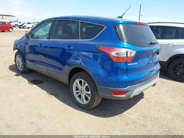 1FMCU0GD4HUA39250 Ford ESCAPE SE