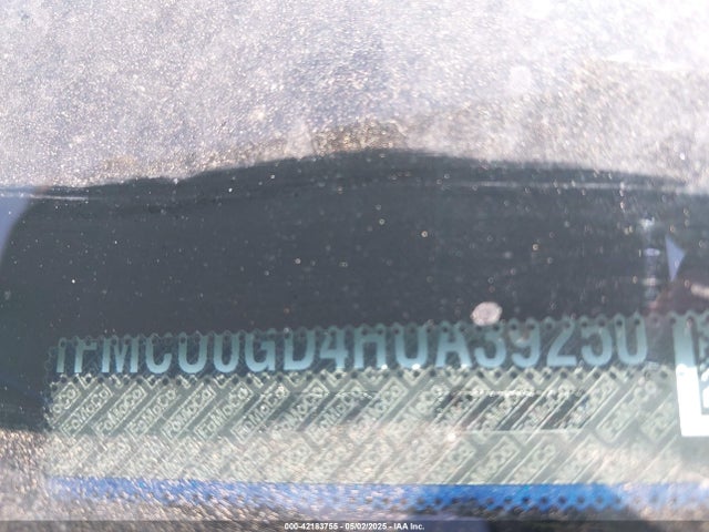 1FMCU0GD4HUA39250 Ford ESCAPE SE