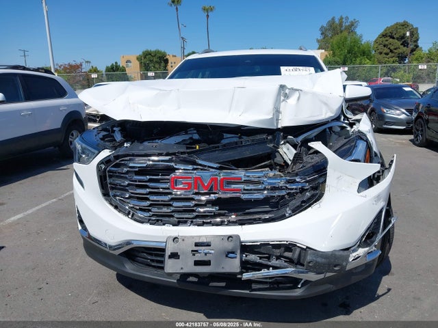 3GKALPEV9LL123025 GMC lyx