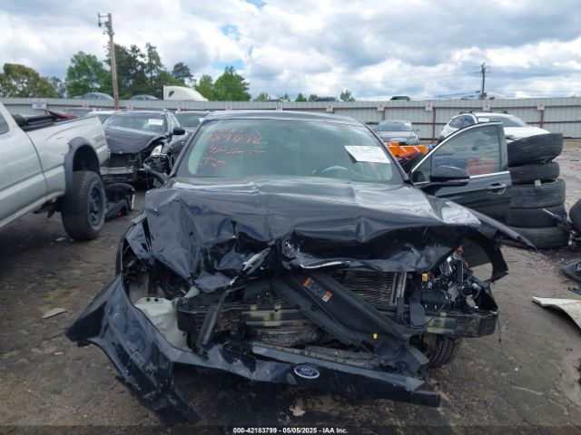 3FA6P0PU2HR184048 Ford Fusion Energi Se Luxury