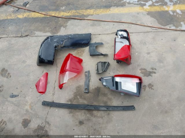 5TFAX5GN6JX110350 Toyota Tacoma Sr