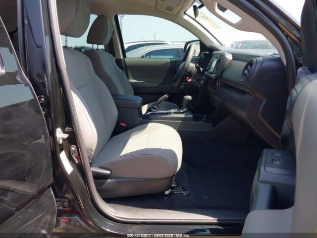 5TFAX5GN6JX110350 Toyota Tacoma Sr