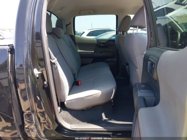 5TFAX5GN6JX110350 Toyota Tacoma Sr