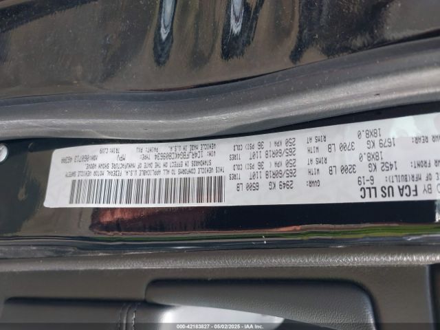1C4RJFBG4KC809634 Jeep Grand Cherokee Limited 4x4