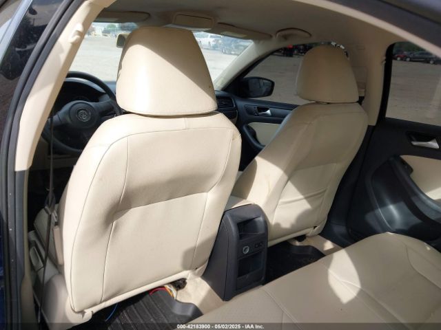 3VWB17AJ6EM364320 Volkswagen Jetta 1.8t Se