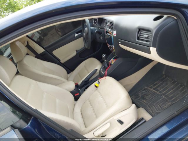 3VWB17AJ6EM364320 Volkswagen Jetta 1.8t Se