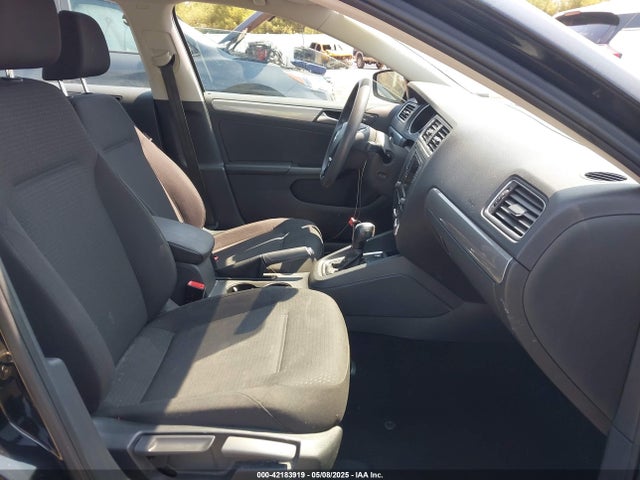 3VWD67AJ5GM350342 Volkswagen Jetta 1.4t Se