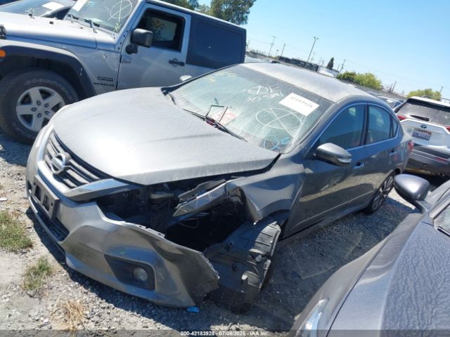 2017 NISSAN ALTIMA 1N4AL3APXHC167085 Photo 1