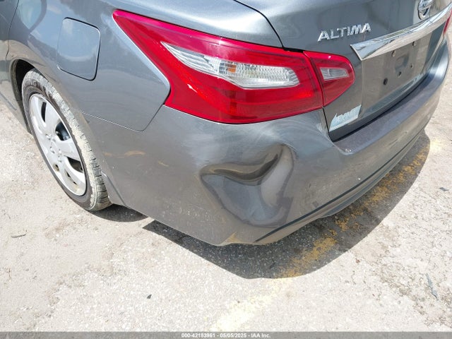 1N4AL3AP9JC220140 Nissan Altima 2.5 S
