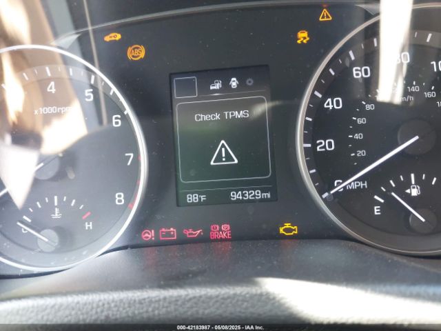 5NPD84LF7JH337657 Hyundai ELANTRA SEL
