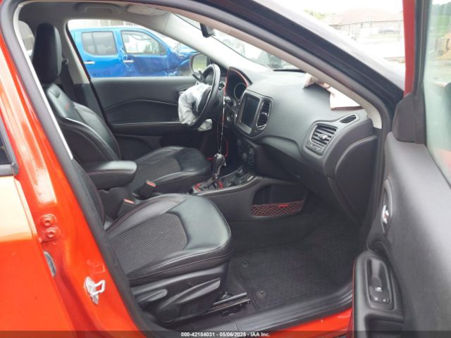 2019 JEEP COMPASS 3C4NJDDB5KT754054 Photo 4