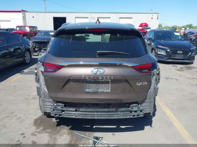3PCAJ5M3XKF107256 Infiniti Qx50 Luxe