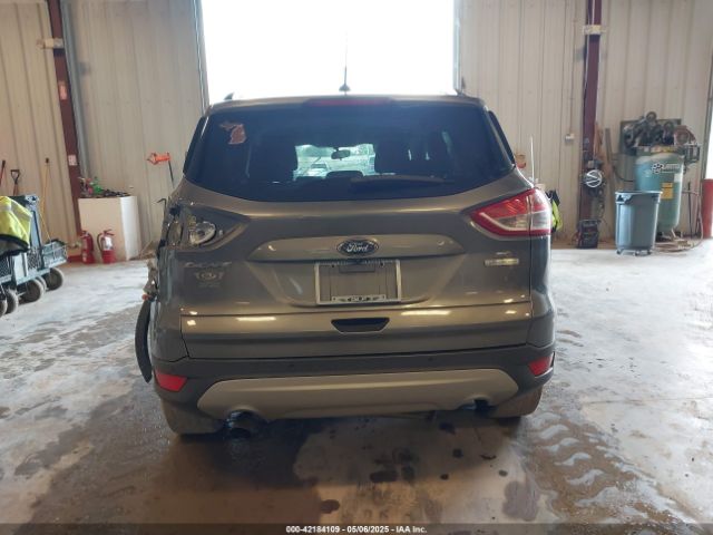 1FMCU0GX7EUE24159 Ford ESCAPE SE