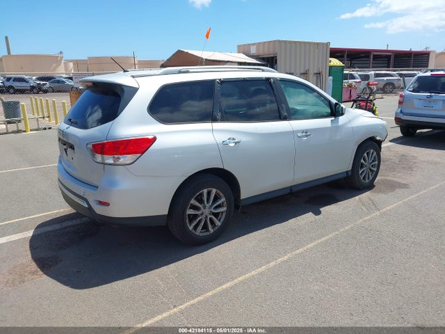 5N1AR2MN9GC615324 Nissan Pathfinder S