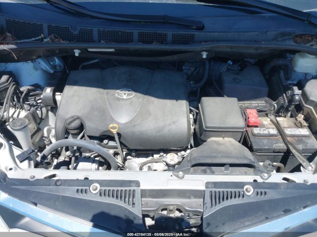 5TDKZ3DC3LS053328 Toyota SIENNA LE