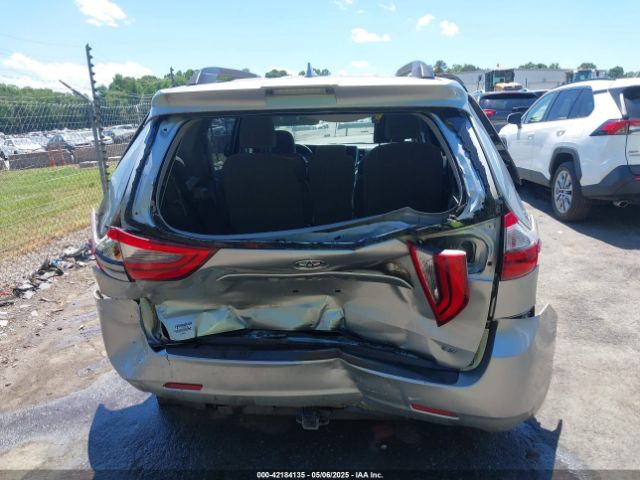 5TDKZ3DC3LS053328 Toyota SIENNA LE