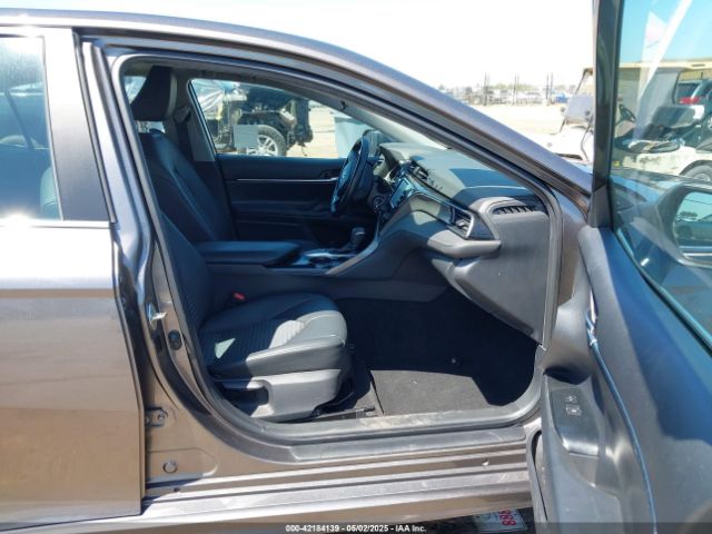 4T1B11HK8KU780550 Toyota CAMRY SE