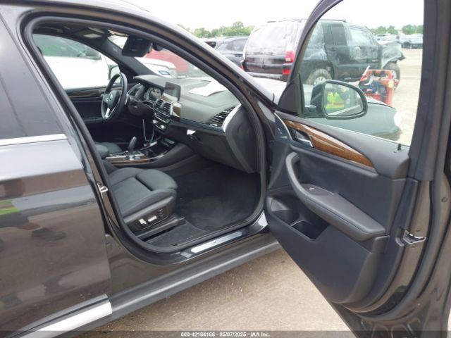 5UXTR7C58KLE96414 BMW X3 Sdrive30i