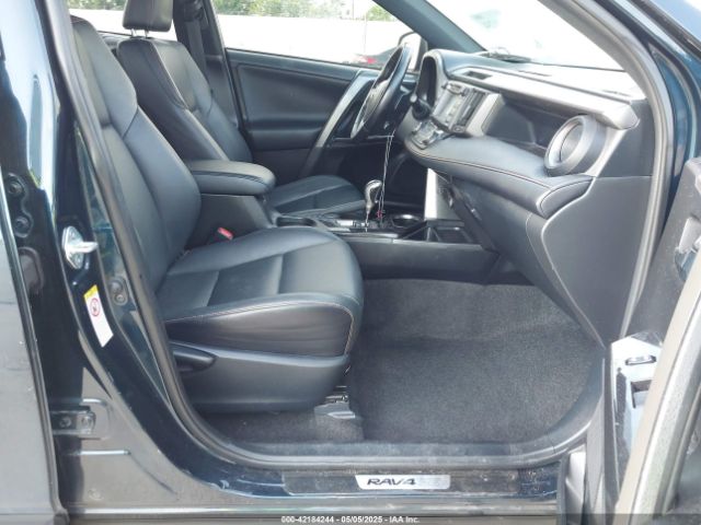 2017 TOYOTA RAV4 JTMNFREV3HJ120765 Photo 4