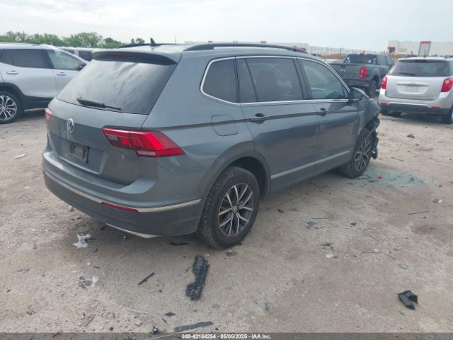 2020 VOLKSWAGEN TIGUAN 3VV3B7AX6LM008716 Photo 3