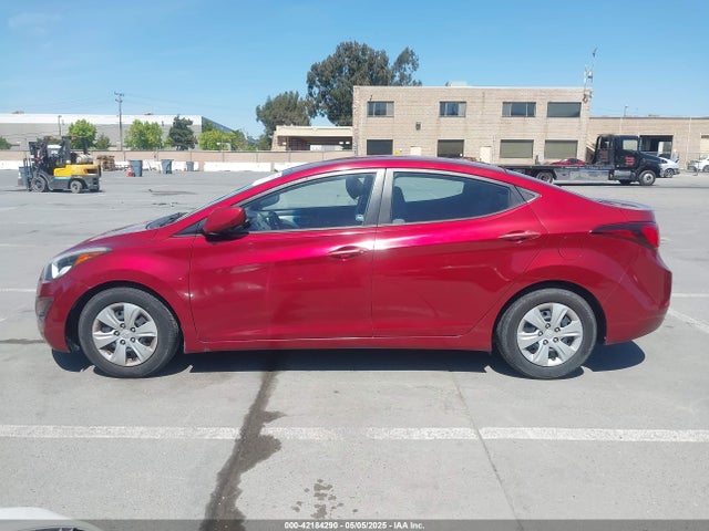 5NPDH4AE1GH740214 Hyundai ELANTRA SE