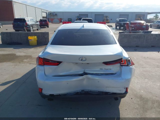 JTHBA1D28G5030804 Lexus IS 200T