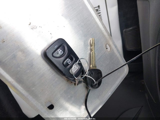 5NPD84LF2JH391013 Hyundai ELANTRA SEL