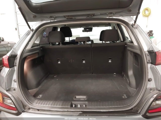 KM8K1CAAXLU416998 Hyundai Kona Se