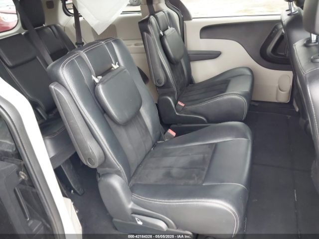 2C4RDGCG5JR249575 Dodge Grand Caravan Sxt