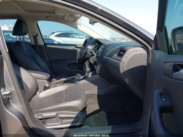 3VWDB7AJ0HM217808 Volkswagen Jetta 1.4t Se