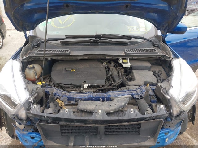 1FMCU0GD4HUA05745 Ford ESCAPE SE