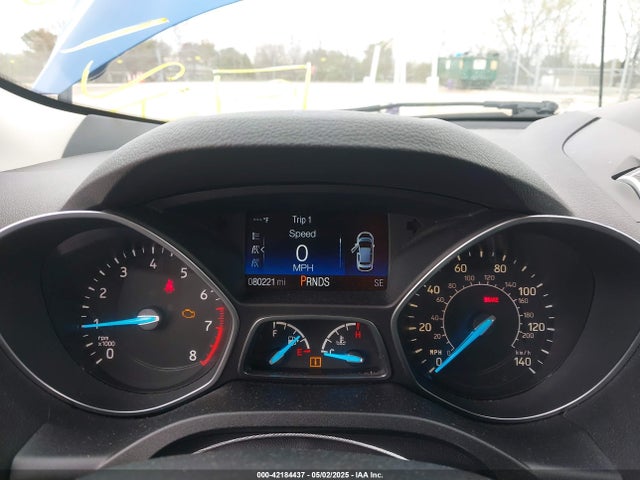 1FMCU0GD4HUA05745 Ford ESCAPE SE