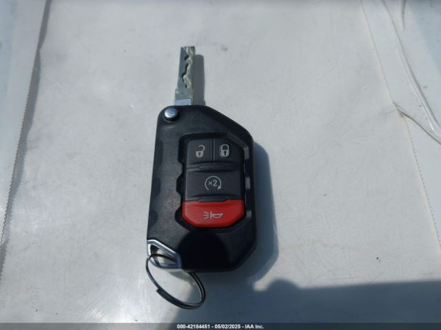 1C4JJXP69MW782094 Jeep Wrangler 4xe Unlimited Sahara 4x4