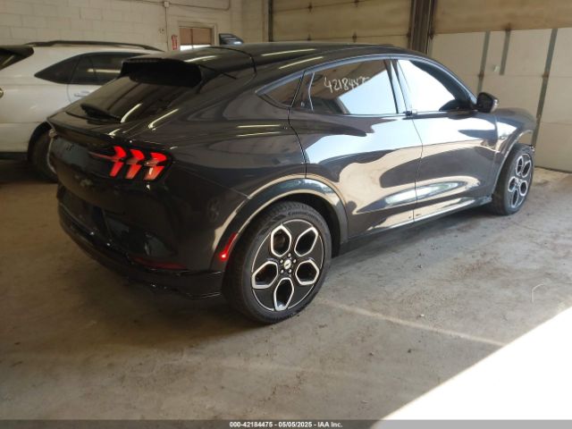 2021 FORD MUSTANG MACH-E 3FMTK4SE1MME00977 Photo 3