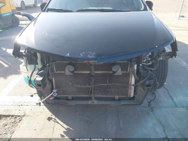 4T1BD1FK1EU097376 Toyota Camry Hybrid Le