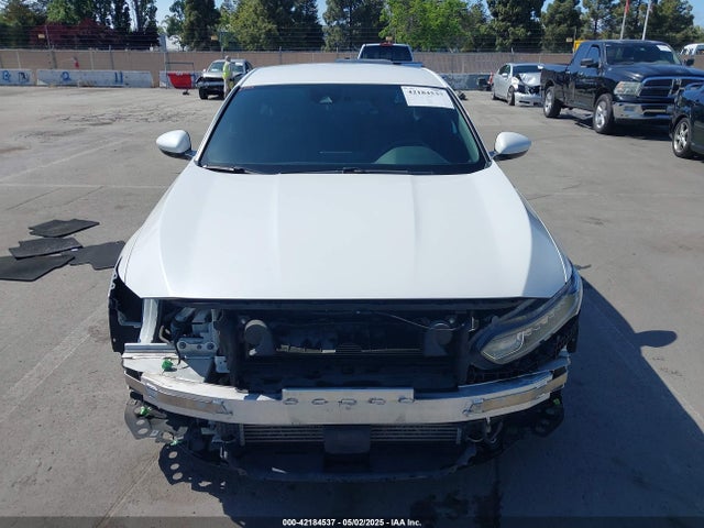 1HGCV1F30KA031639 Honda Accord Sport