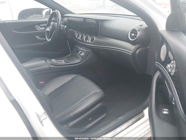 W1KZF8DB4NB087967 Mercedes-Benz m274