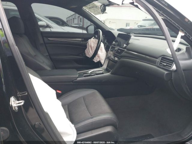 1HGCV2F38LA012425 Honda Accord Sport 2.0t