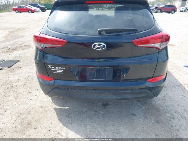 KM8J33A4XGU149335 Hyundai TUCSON SE