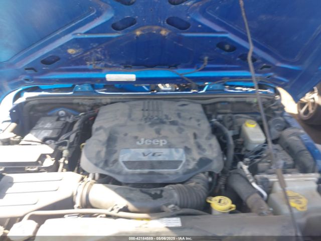 1C4HJWDG1FL528650 Jeep Wrangler Unlimited Sport