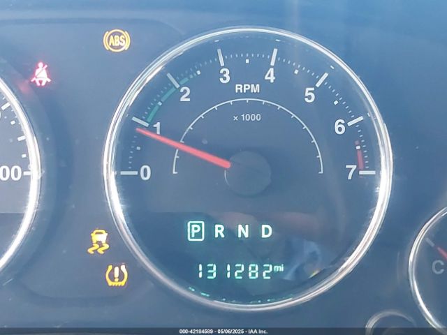 1C4HJWDG1FL528650 Jeep Wrangler Unlimited Sport