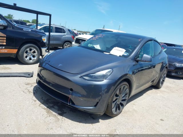 7SAYGDEF2NF454099 Tesla Model Y Performance Dual Motor All-wheel Drive