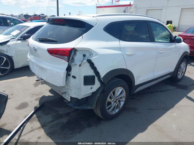 KM8J33A48JU766322 Hyundai TUCSON SEL