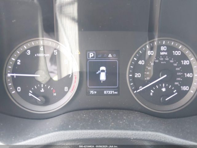 KM8J33A48JU766322 Hyundai TUCSON SEL