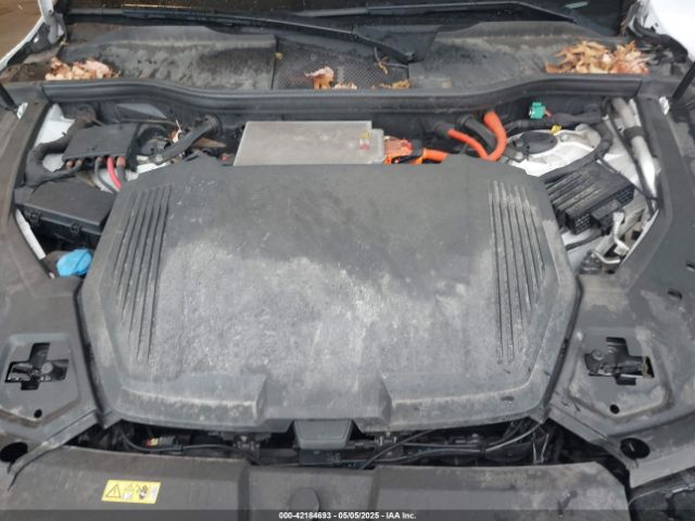 2019 AUDI E-TRON WA1LAAGE4KB023803 Photo 9