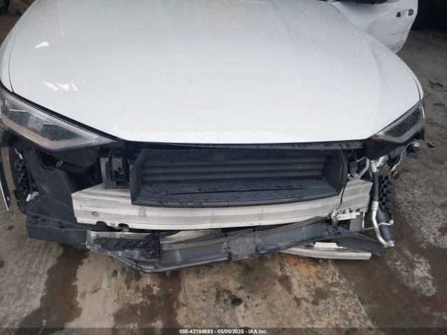 2019 AUDI E-TRON WA1LAAGE4KB023803 Photo 5