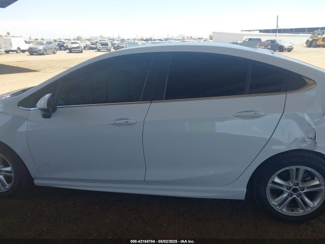 1G1BE5SM8H7120714 Chevrolet Cruze Lt Auto